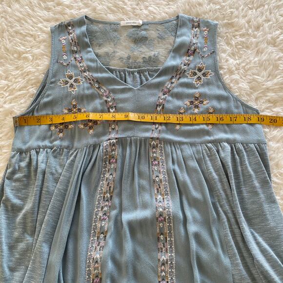Amaryllis Blue Embroidered Sleeveless Baby Doll Tank Top Size Medium - Picture 7 of 7